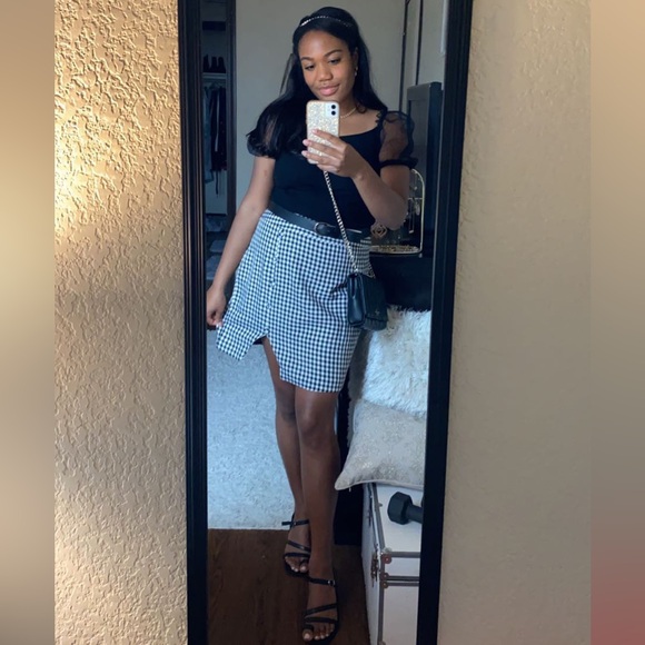 Showpo Cancelled Plans Skirt in Black Check Gingham - Picture 4 of 7